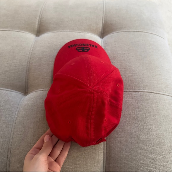 Balenciaga Embroidered Logo Baseball Cap - Picture 2 of 6